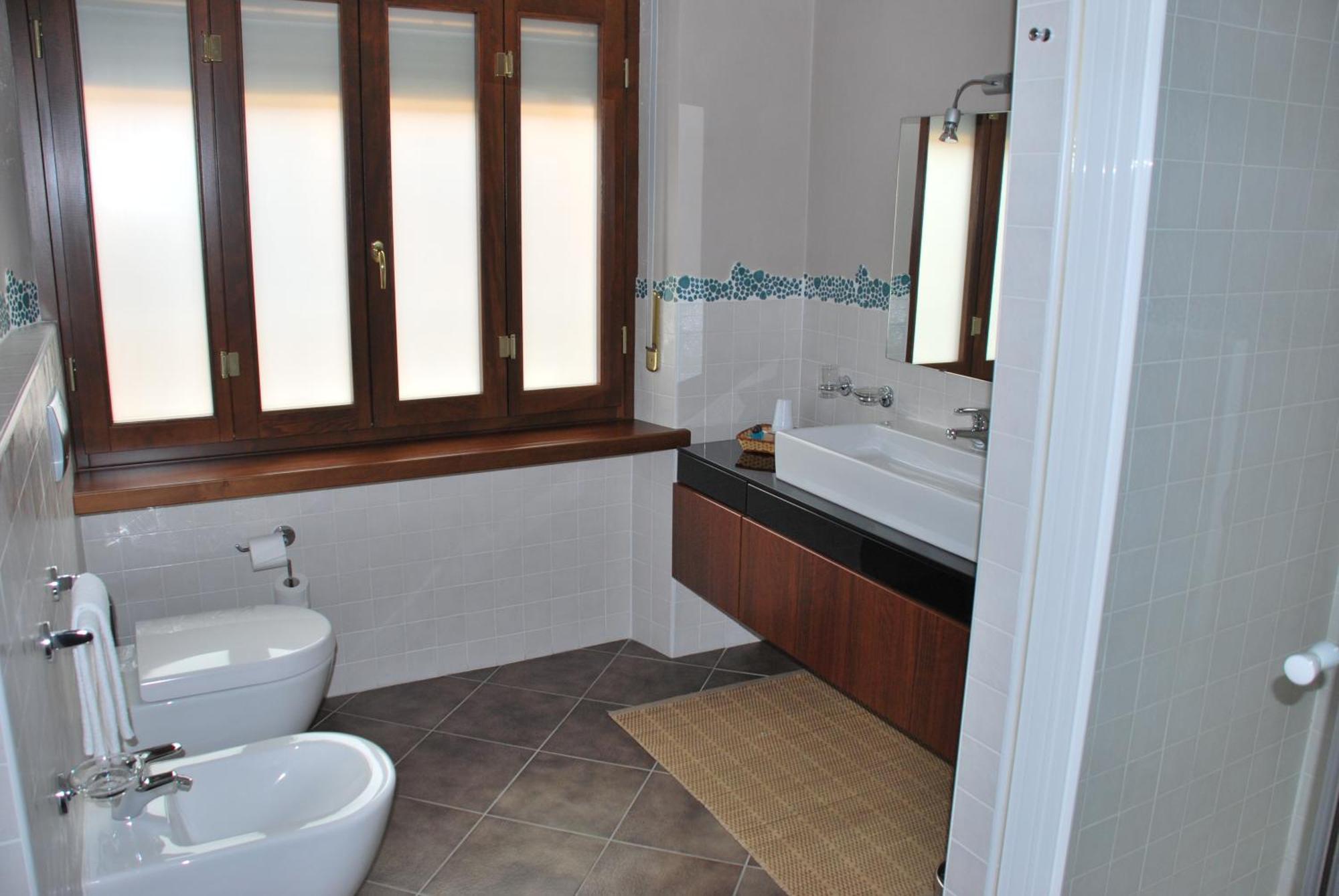 Residence Corona Grossa Cirie Bagian luar foto